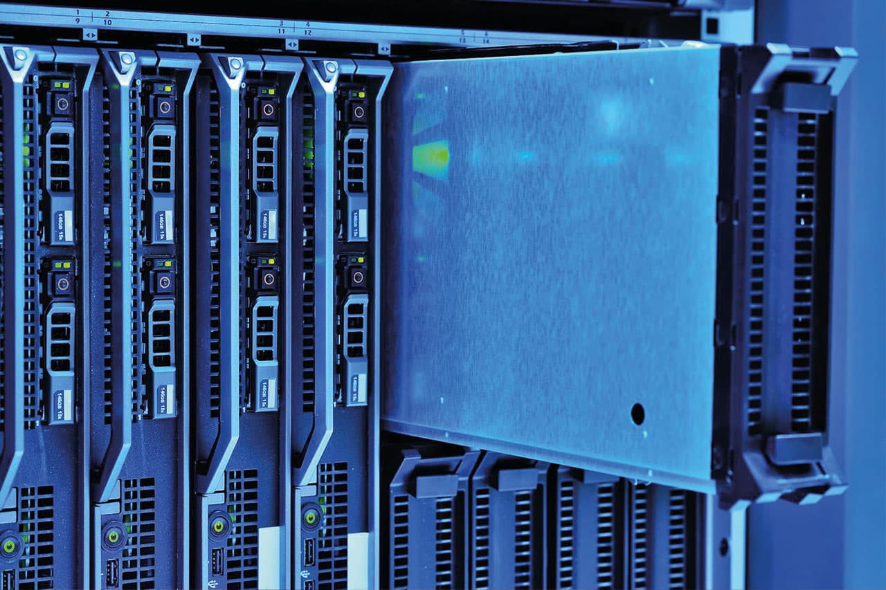 Koszt domeny i serwera dla strony firmowej