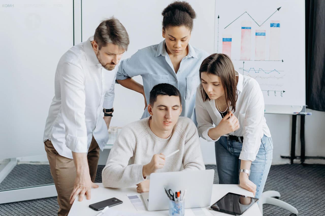 Prowadzenie social mediów - agencja